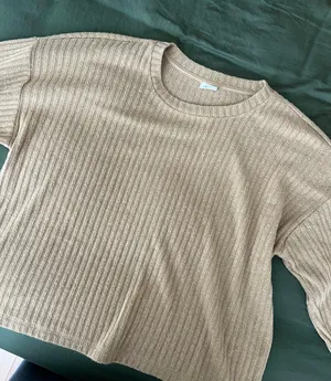 Aritzia Top thumbnail 1