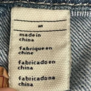 Levi’s Young Crop Trucker Denim Vest Sz M thumbnail 9