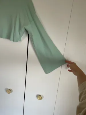 ZARA Mint Green Crop Sweater thumbnail 5