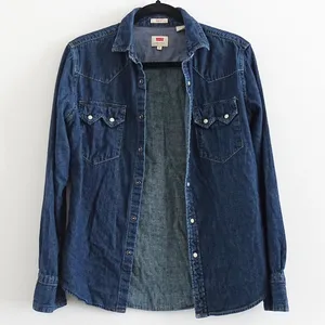 Levi's Western Dark-Wash Denim Slim Fit Snap Button Down Top Size S thumbnail 2