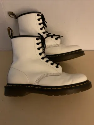 Dr. Martens women White Leather Lace-Up Combat Boots US 7 thumbnail 11