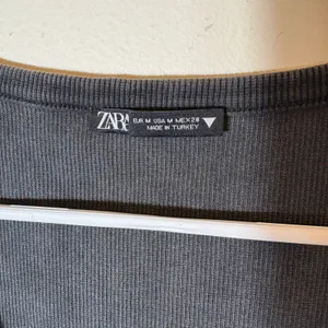 Zara Embellished‎ Tank Top Ribbed Knit Rhinestone Gray Size Medium thumbnail 4