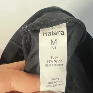 HALARA Black Ultrasculpt Scrunch Butt Medium High Waisted‎ 7/8 Length Seamless thumbnail 4