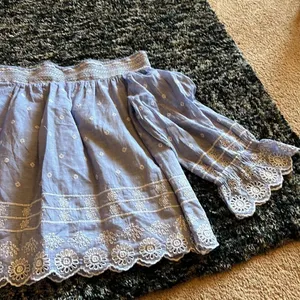 Crown & ivy medium eyelet off the‎ shoulder blouse thumbnail 2