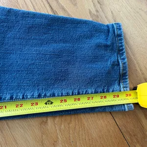 Vintage Levi’s 550 Women’s Relaxed Fit Bootcut Jeans Size 14 Med Wash 32x30‎ Y2K thumbnail 8