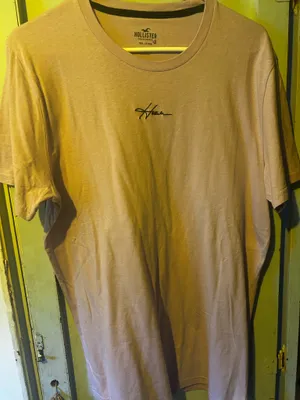 Hollister men purple shirt thumbnail 1