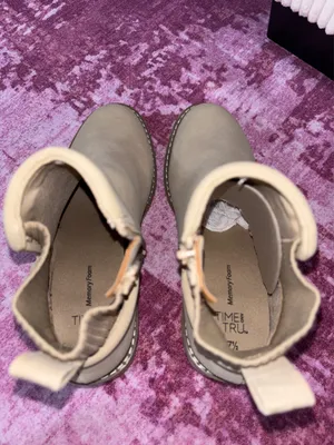 Time & Tru Ankle Boots thumbnail 2