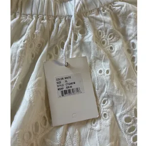 Jennifer & Grace White Eyelet Blouse Embroidery Ruffle Cap‎ Sleeve XL NWT thumbnail 6