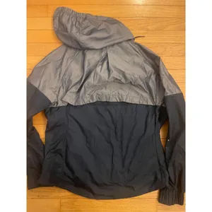 Nike‎ Y2K Vintage Hooded Windbreaker Women's medium Red Tag Swoosh black gray thumbnail 6