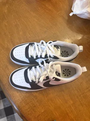 Nike Shoes Women’s thumbnail 3