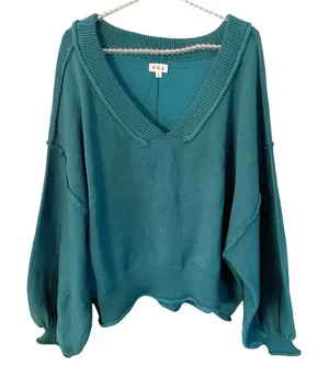 POL Size Large Green Exposed Hem Bubble Sleeve Deep V Pullover Knit Top‎ thumbnail 1