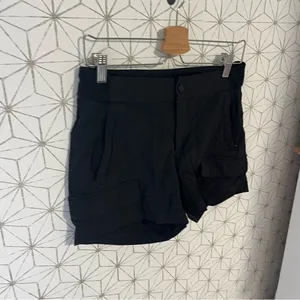 Athleta Hiking Short Black 4” thumbnail 5