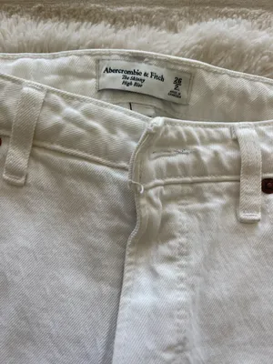 white abercrombie jeans thumbnail 4