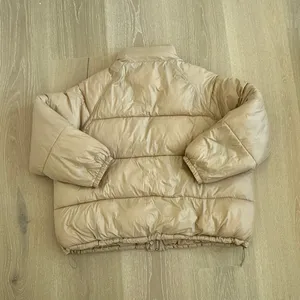 Abercrombie & Fitch - Utility Puffer Jacket in Tan thumbnail 4