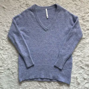 Aritzia The Group Babaton Sweater Alyssa V-neck Long Sleeve Alpaca Wool Blend XS thumbnail 1