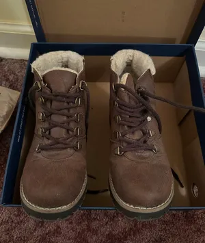 Winter Boots Brown Size 6.5 thumbnail 1