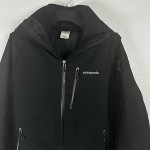 Patagonia Powder Bowl Insulated Ski Jacket Womens Size Small Black H2NO Hooded thumbnail 2