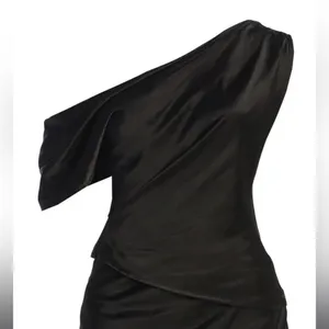 🖤 JLUXLABEL “Rosi” Asymmetrical Top thumbnail 2