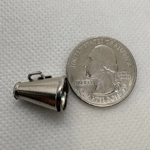 Vintage Megaphone Charm‎ Silver Tone Cheerleader Spirit Magnetic Pendant 1.97g thumbnail 5