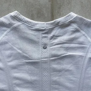 Lululemon Swiftly Tech Short Sleeve Shirt  thumbnail 4