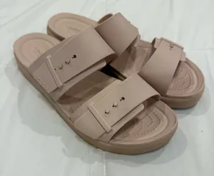 Crocs Brooklyn Buckle Low Low Slide Sandal Latte Tan Beige Size 10 thumbnail 1