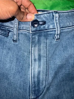 Madewell Wide-Leg High-Rise Cropped Jeans in Blue Wash size 24P thumbnail 3