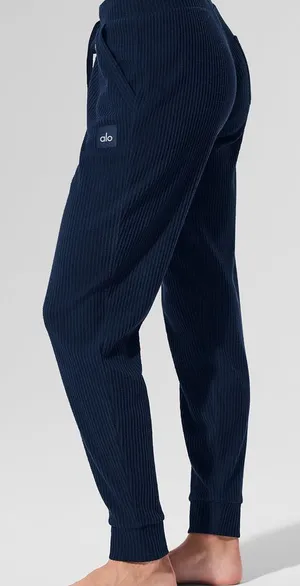 Alo Yoga Navy Muse Joggers Size M Athletic Pilates Pickleball Loungewear thumbnail 1