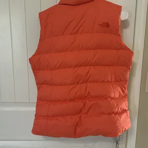 The North Face Nuptse 700 Goose Down Puffer Orange/Red Vest Jacket Us Women M thumbnail 6