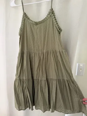 Boutique dress thumbnail 2
