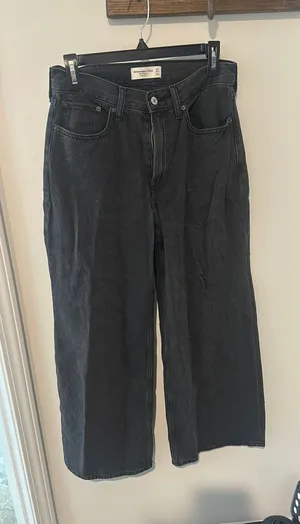 Abercrombie Jeans High-Rise Wide-Leg black thumbnail 1