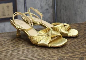 Jewel Badgley Mischka True Kitten Heel Sandals Wrap Strap Gold Yellow 6.5M thumbnail 1