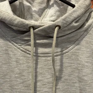 Carhartt Newbury Pullover Hoodie Size XS Heather Green Thumb holes Relaxed fit thumbnail 4