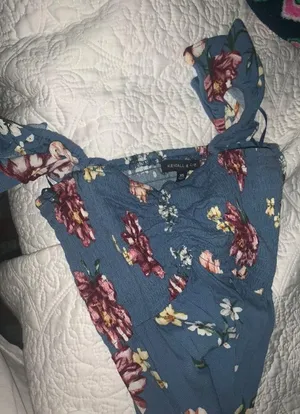 Kendall + Kylie PacSun Floral Maxi Dress Slit thumbnail 2