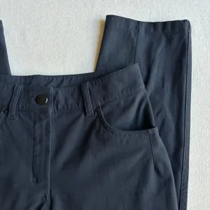 Lululemon City Sleek Black 5 Pocket Pant Women’s Size 2 thumbnail 4