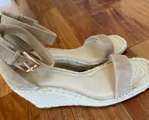 Vince Camuto Meddrina wedge sandal, NEW thumbnail 1