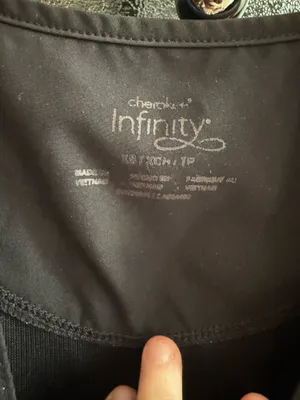 Cherokee Infinity Black Scrub Top thumbnail 2