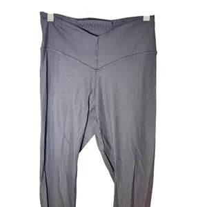 Lululemon‎ V-Waist Yoga Tight 25" Grid Texture Black Leggings Size 6 W5GAAS thumbnail 4