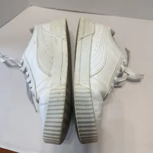 Puma Carina‎ Women's Athletic Sneakers Tennis Shoes Size 7.5 White Platform thumbnail 5