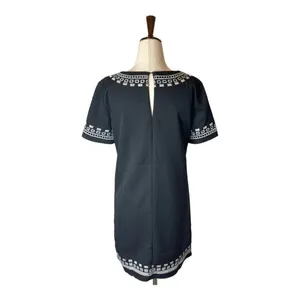 Lulus Black Short Sleeve Embroidered Crew Neckline‎ Mini Shift Dress Size S thumbnail 3