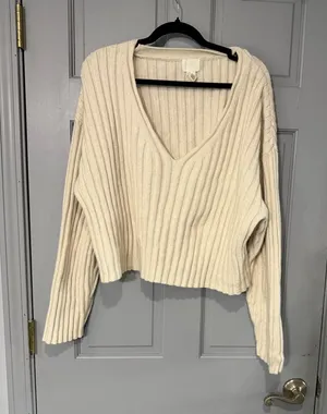 H&M Cream Ribbed V-Neck Sweater thumbnail 1