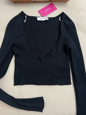 Long Sleeve Crop Top Size M thumbnail 1