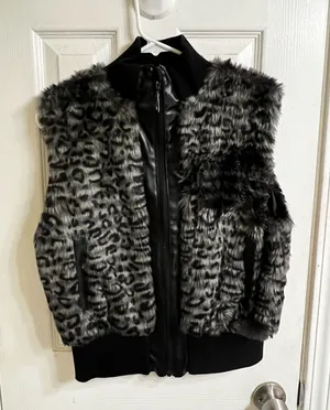 Vest Gray Size M thumbnail 1