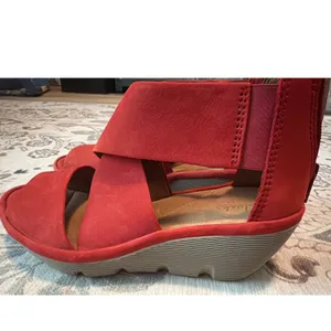 Clarks Clarene Glamor Red Leather Wedge Sandals Size 6 thumbnail 4