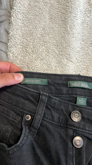 Wild Fable Distressed High-Waisted Jeans thumbnail 6