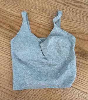 Victoria’s Secret tank top thumbnail 1