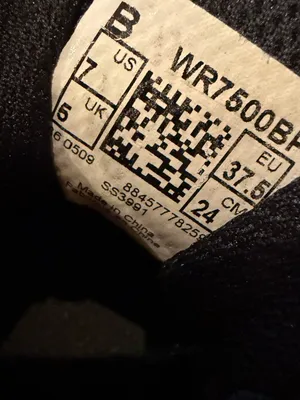 New Balance Women’s Black and Pink Athletic Sneakers thumbnail 6