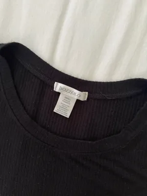 Black crop tee thumbnail 2