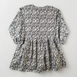 Zara Tunic Top Women‎ Small Black White Ikat Print Crochet Embroidered V-Neck thumbnail 4
