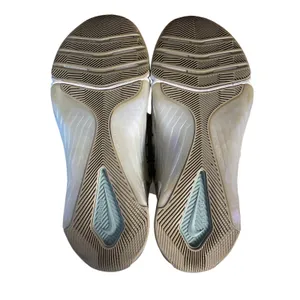 Nike Metcon 8 PRM Photon Dust Womens White Lace Up Athletic Running Shoes 8.5 thumbnail 4