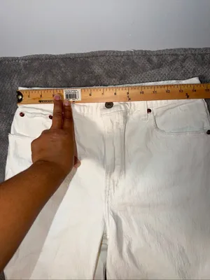 Abercrombie & Fitch The 90s Straight Ultra High Rise White Distressed Jean 29/8L thumbnail 7